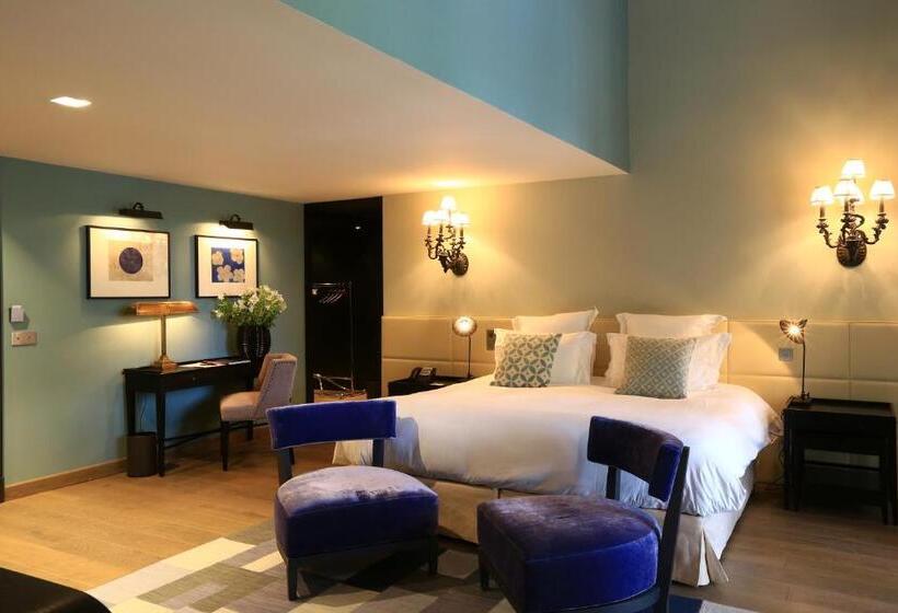 סוויטה משפחתית, Domaine De Manville