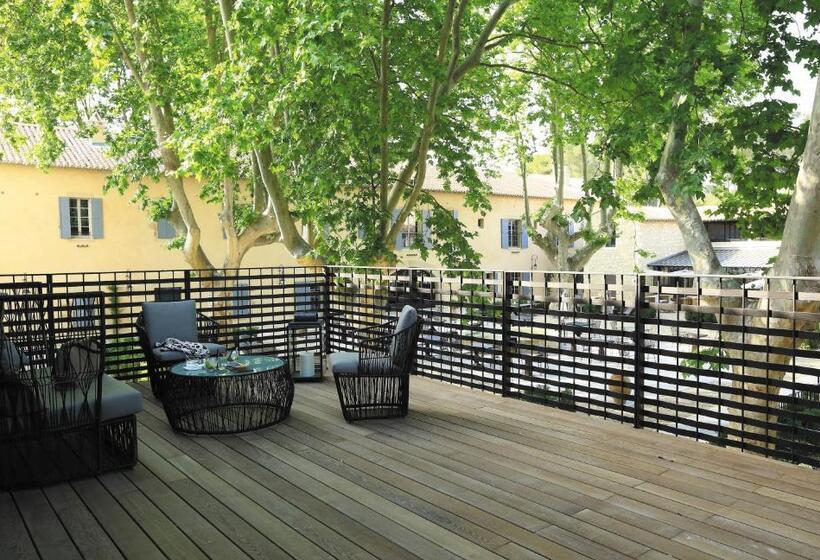 סוויטה יוקרתית, Domaine De Manville