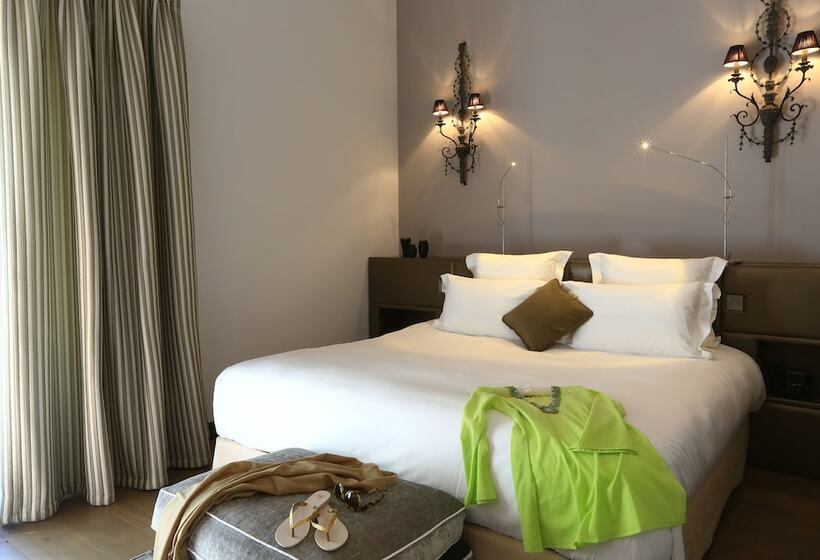 סוויטת ג'וניור, Domaine De Manville