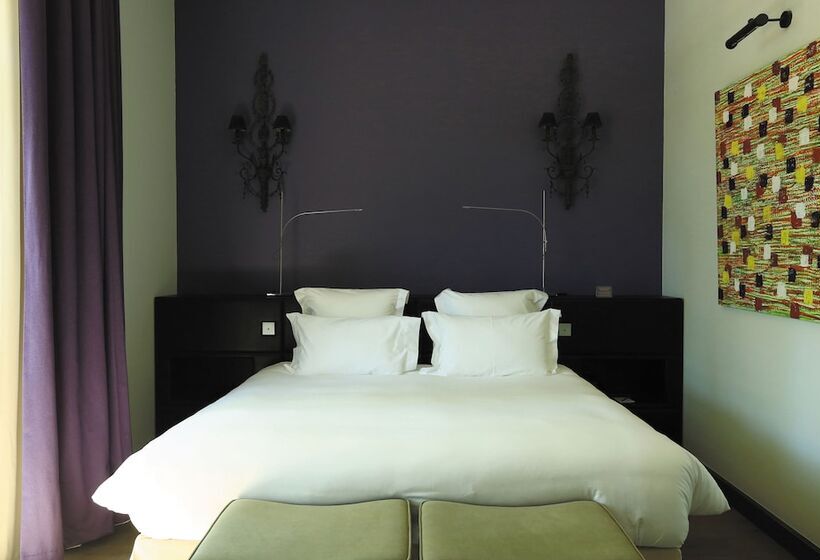 סוויטת ג'וניור, Domaine De Manville