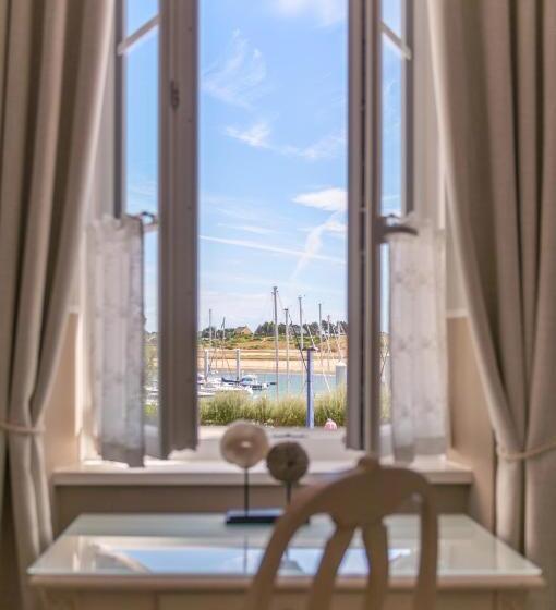 Номер Стандартный с Видом, Hôtel Traiteur Les Ormes, The Originals Relais