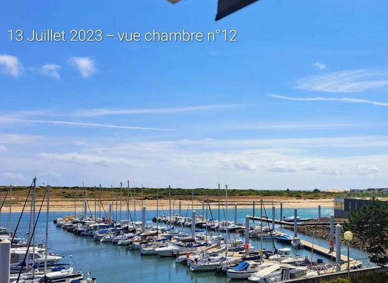 Номер Superior, Hôtel Traiteur Les Ormes, The Originals Relais