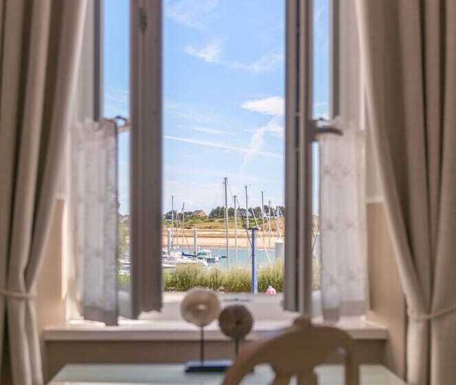 Номер Стандартный с Видом, Hôtel Traiteur Les Ormes, The Originals Relais