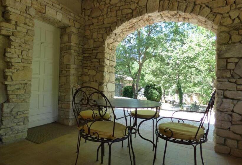 스탠다드 트리플 룸 테라스, Hôtel Lou Caleù Restaurant Le Rocher Des Abeilles