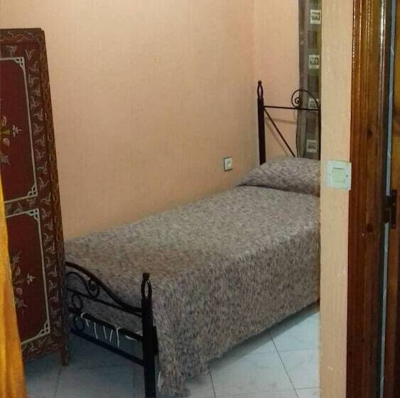 标准单人间, Hôtel Tijani