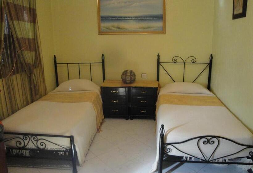 家庭间, Hôtel Tijani