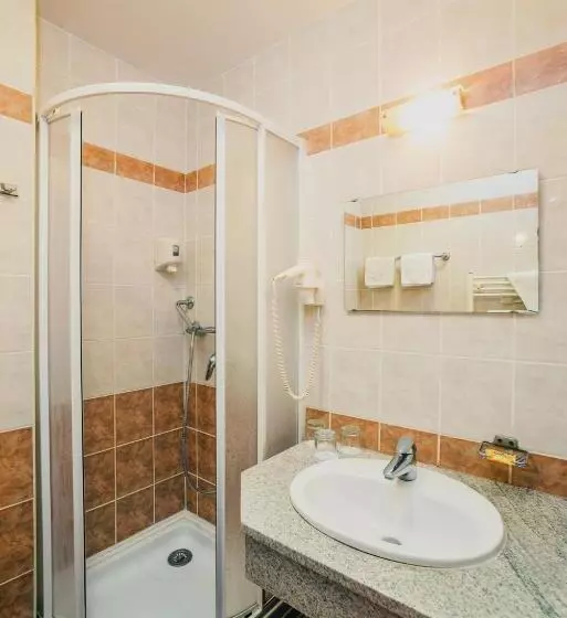 ファミリールーム, Hungarospa Thermal