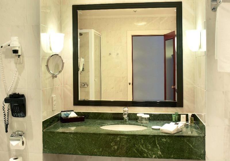 家庭间, Auberge Dupuytren