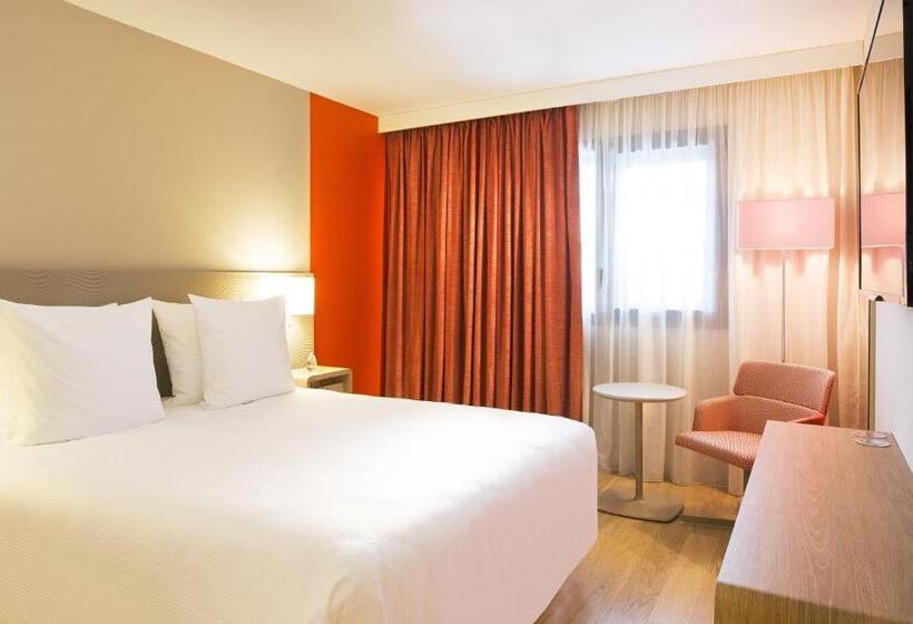 סוויטה, Oceania Paris Roissy Cdg