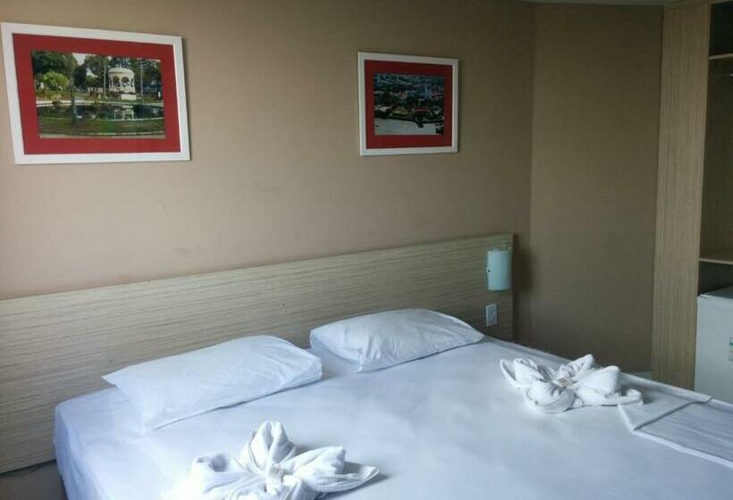 غرفة قياسية, Rede Andrade Hangar