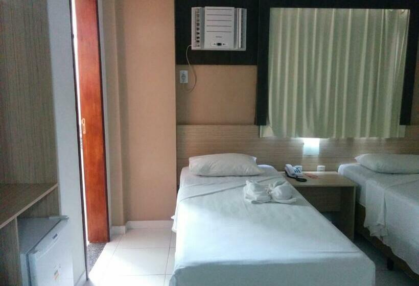 غرفة قياسية, Rede Andrade Hangar