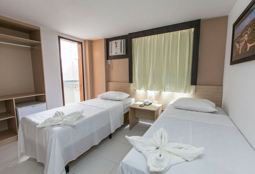 غرفة قياسية, Rede Andrade Hangar