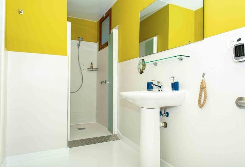 اتاق استاندارد با چشمانداز باغ, Almunia