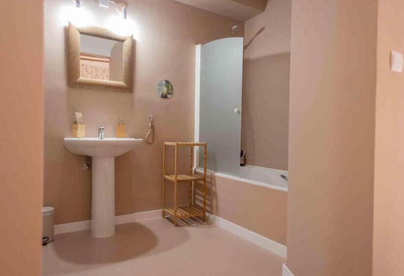 اتاق استاندارد یک تخته با بالکن, Almunia