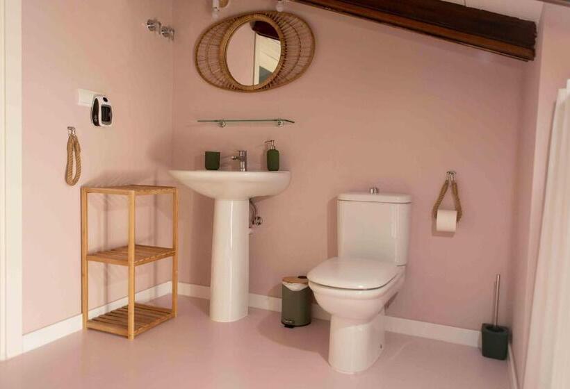 اتاق پنت هاوس, Almunia