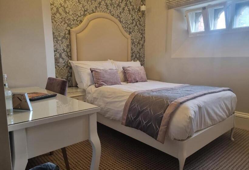 标准单人间, Wroxall Abbey