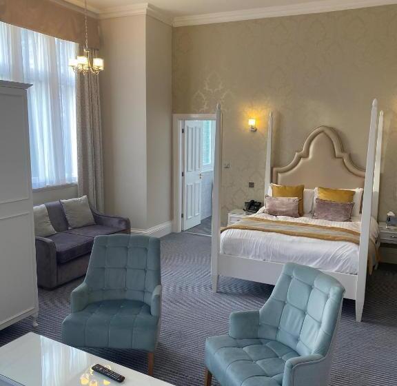 ジュニアスイート, Wroxall Abbey