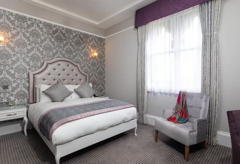 高级大房间, Wroxall Abbey