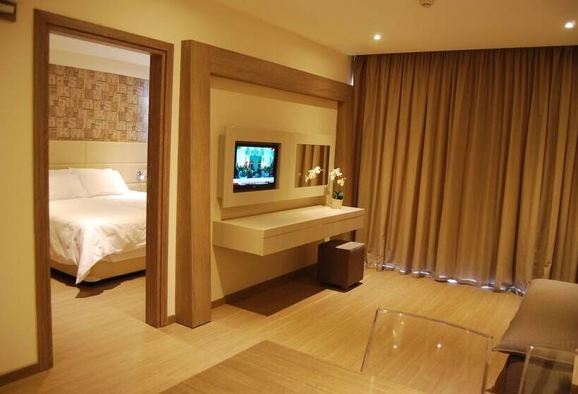 Люкс, Melpo Antia Hotel & Suites