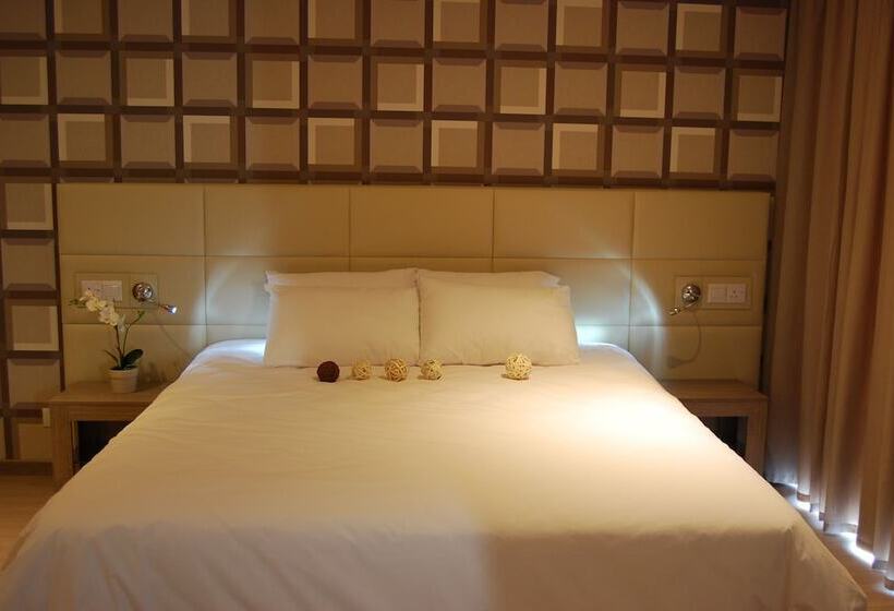 Люкс, Melpo Antia Hotel & Suites