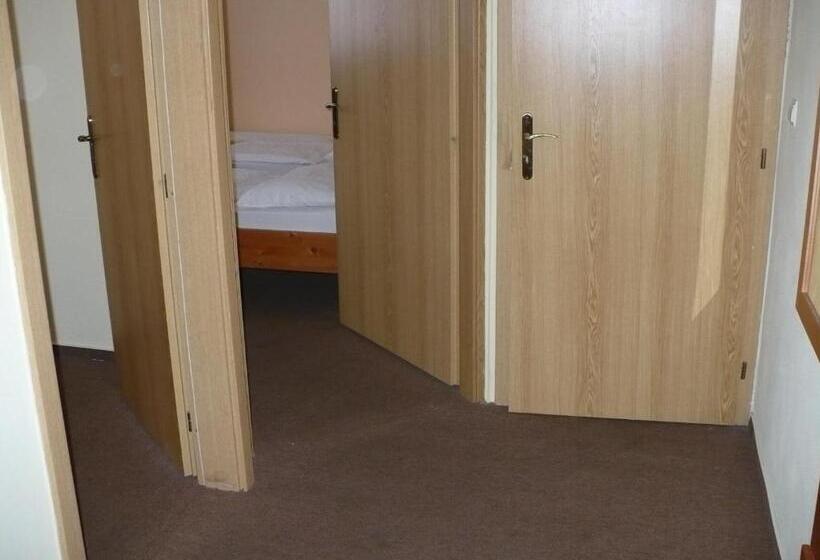 جناح غرفتين نوم, Motel Ranč