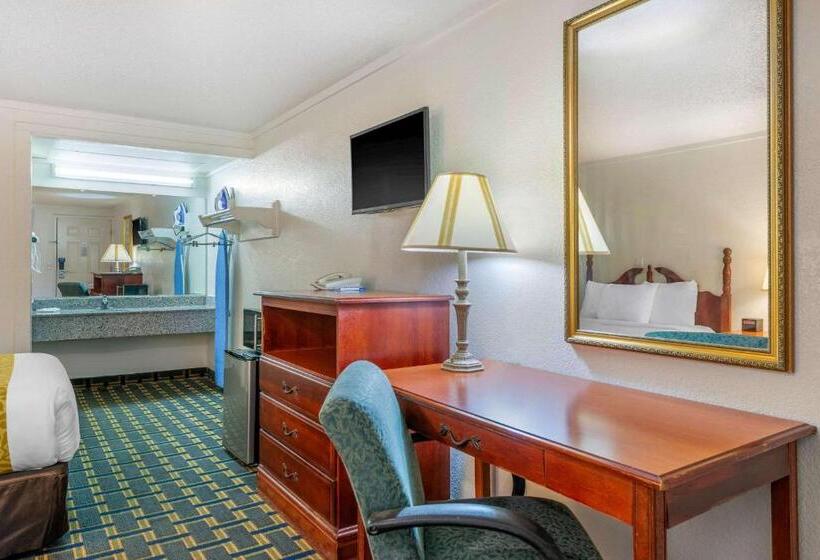 디럭스 룸, Hilliard Motor Lodge