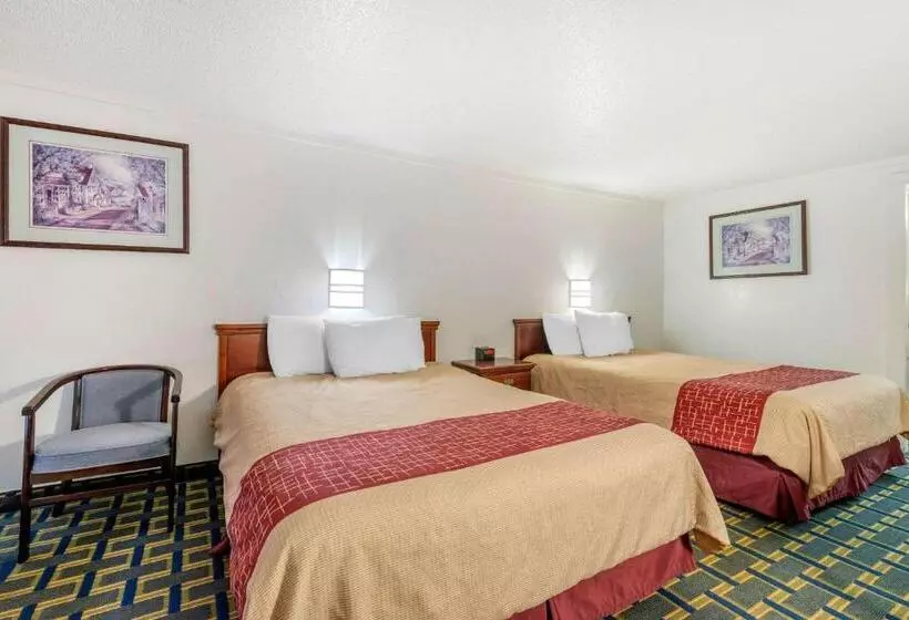 スタンダードルーム, Hilliard Motor Lodge