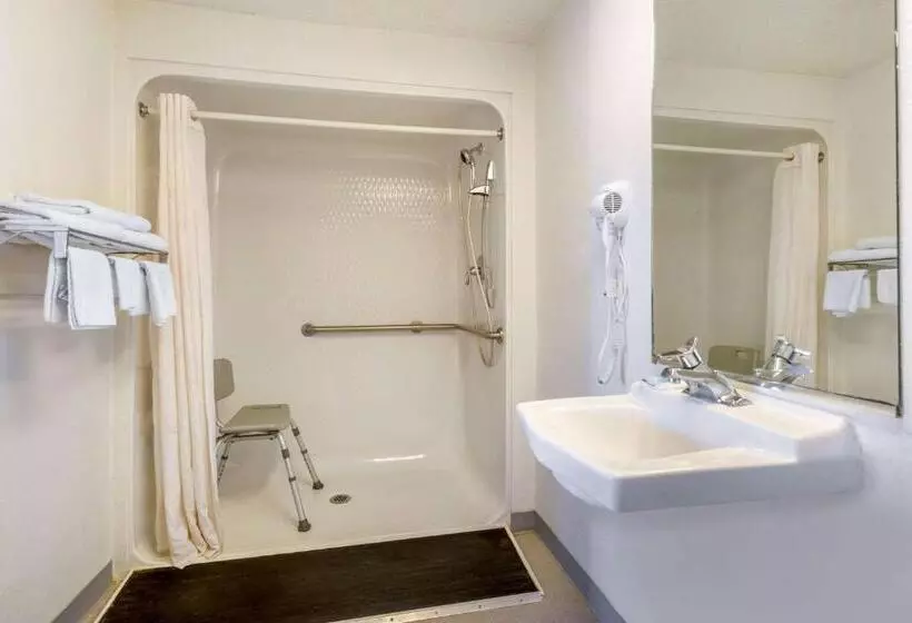 身障者適用スタンダードルーム, Hilliard Motor Lodge