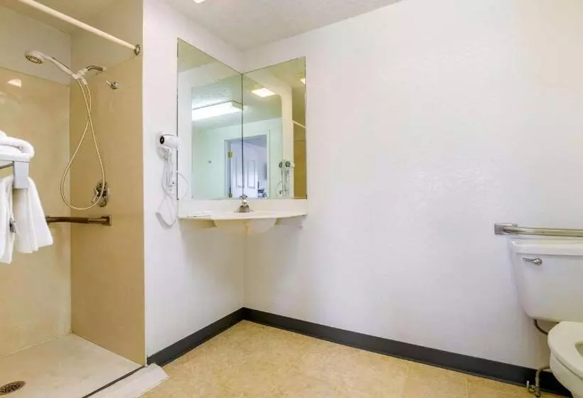 身障者適用スタンダードルーム, Hilliard Motor Lodge