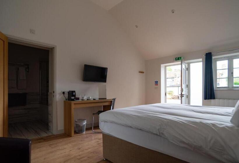 Номер Deluxe, Mjpattheshepherds