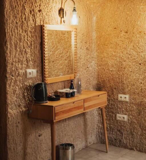 סוויטה עם ג'קוזי, Juno Cappadocia Adults Only