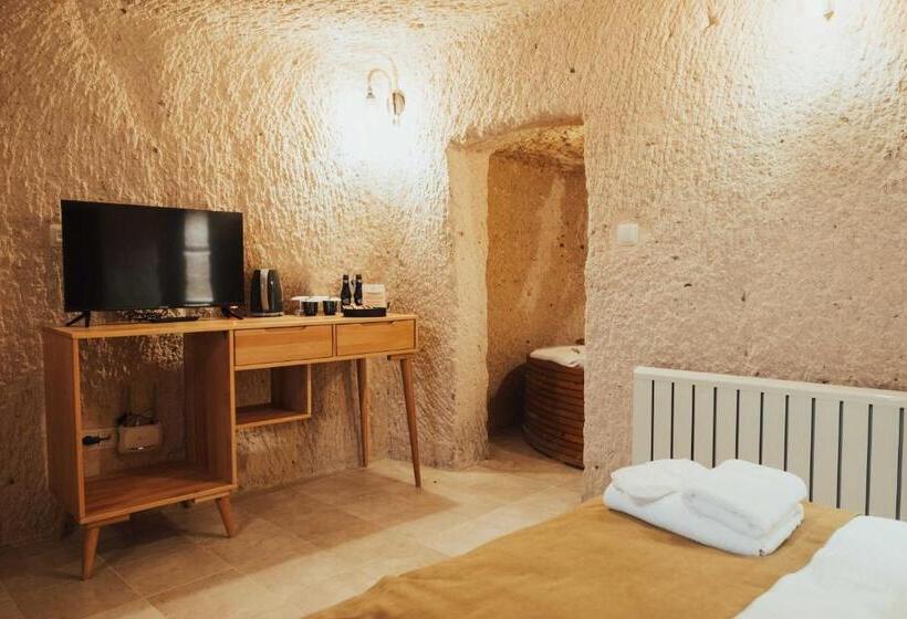 סוויטה עם ג'קוזי, Juno Cappadocia Adults Only