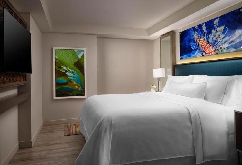 2 Bedrooms Suite 2 Bedrooms Lake View