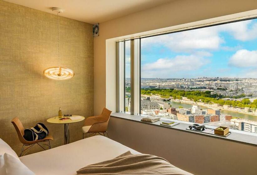 Deluxe Room with Views