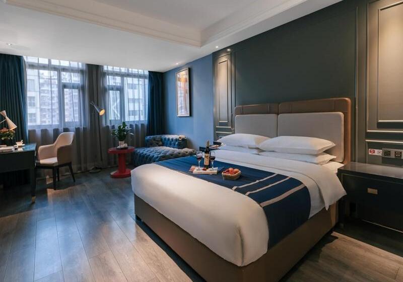 اتاق لوکس, Lanou Hotel Chongqing Hongou Square Wanzhou Guanyinyan
