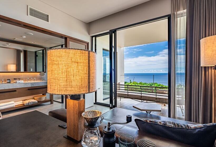 Номер Стандарт Вид на Море, One Suite The Grand