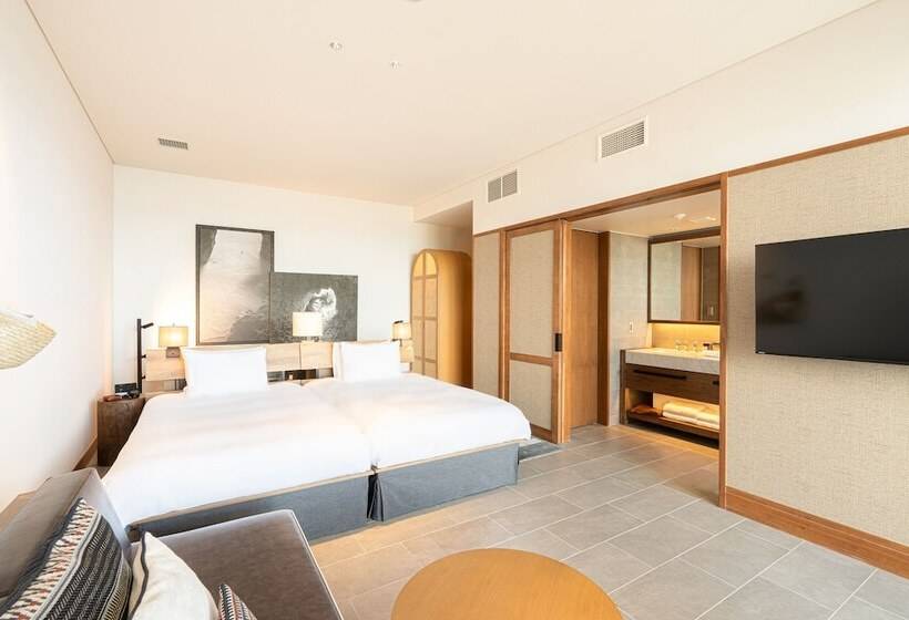 Habitación Premium Vista al Mar., One Suite The Grand