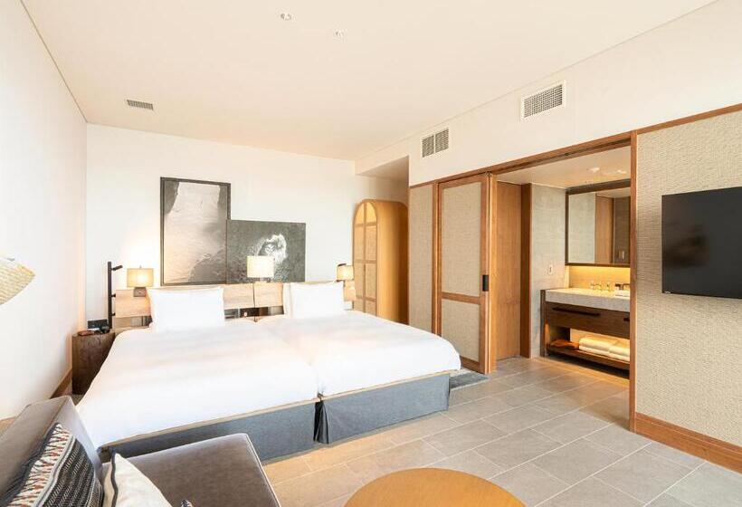 Habitación Premium Vista al Mar., One Suite The Grand