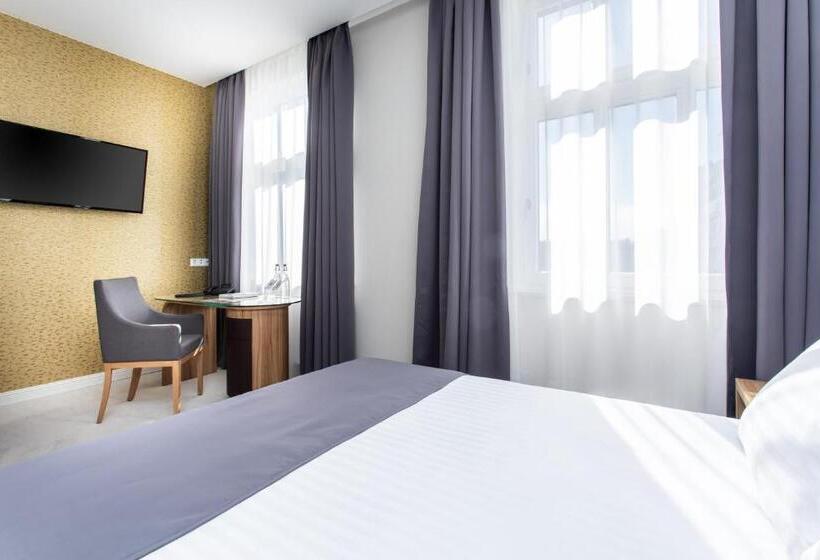 اتاق استاندارد, Jakubowy