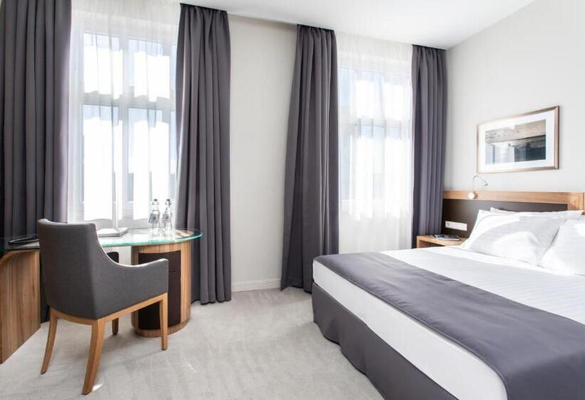 اتاق استاندارد, Jakubowy