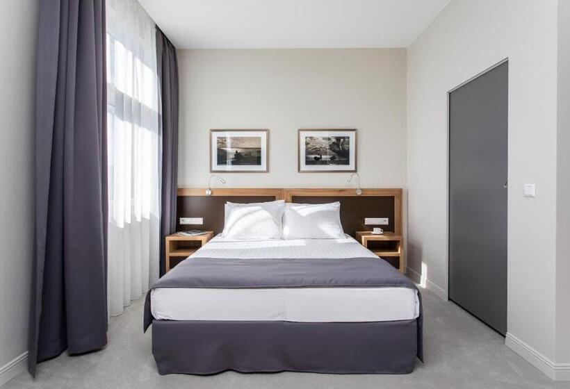 اتاق استاندارد, Jakubowy