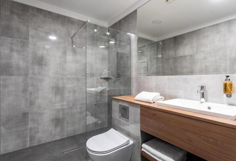 اتاق استاندارد, Jakubowy