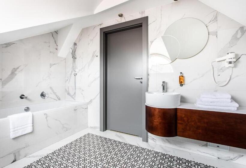 سوییت, Jakubowy