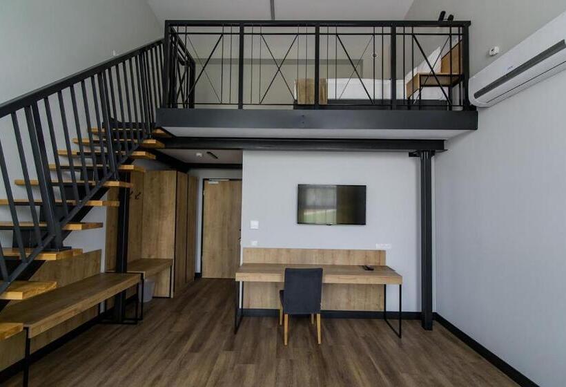 ガーデンビュースタンダードルーム, Browar Wiatr