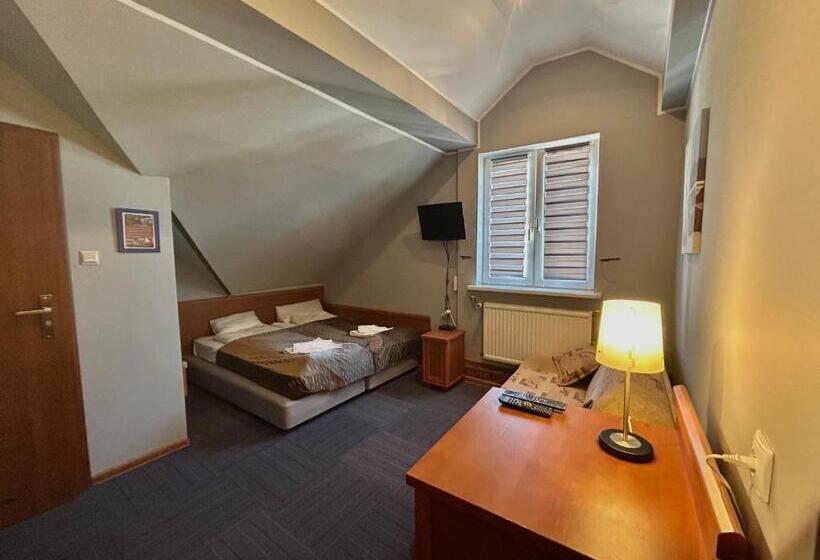 חדר אקונומי, Polaris Krynica Morska