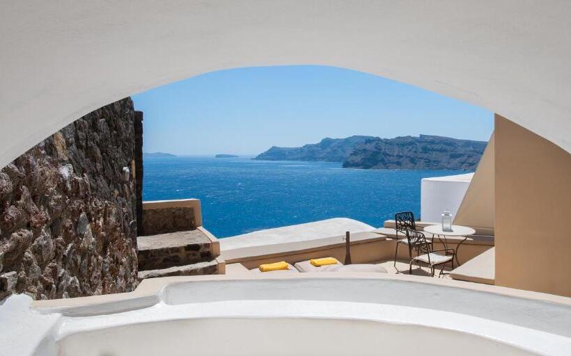 ویلای یک اتاق خوابه با استخر شنا, Armeni Luxury Villas