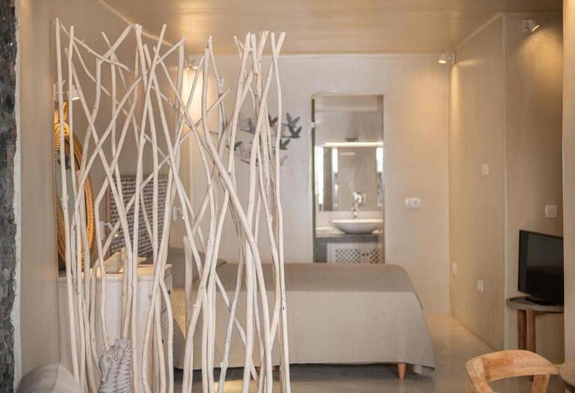 이그제큐티브 스위트, Armeni Luxury Villas