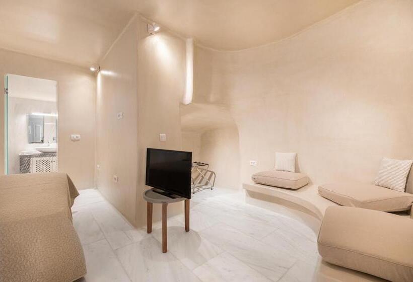 سوییت اجرایی, Armeni Luxury Villas