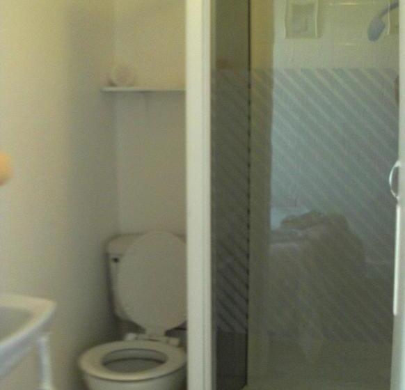 חדר סטנדרט, Jollies