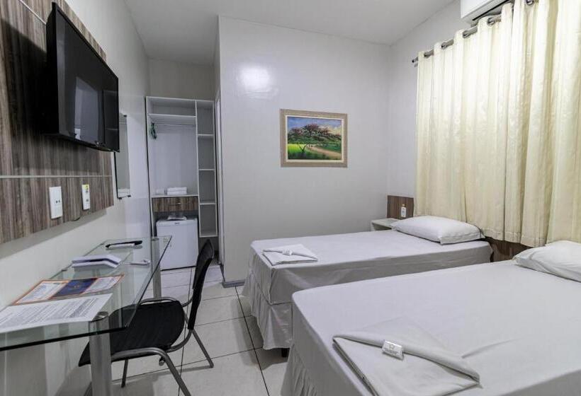Quarto Estandar, Aeroporto Montese Star